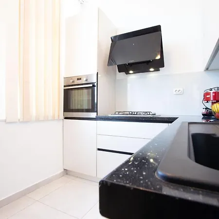 Ms 3br Near Kolovare *