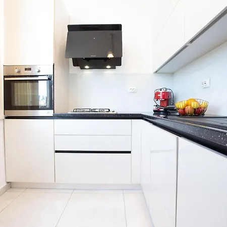 Ms 3br Near Kolovare Апартаменты