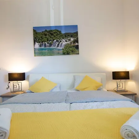 Apartamento Ms 3br Near Kolovare