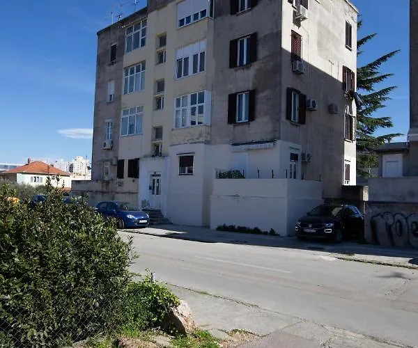 Apartmán Ms 3br Near Kolovare *